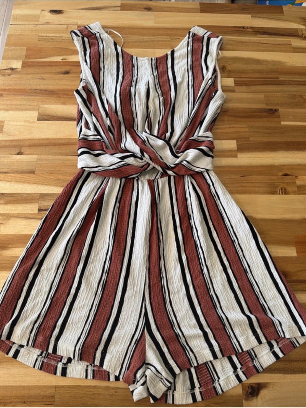 Love Tree Sleeveless Striped Knot-Front Romper in Rust, White & Black